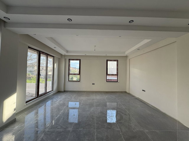 BİGA ŞİRİNTEPE MAHALLESİ KALAFAT YOLU VİLLALAR BÖLGESİNDE MÜSTAKİL TADINDA 4+1 SATILIK VİLLA