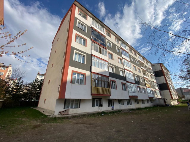 REMAX ARTIS'DEN YENIŞEHIR'DE SATILIK 3+1 BODRUM DAIRE