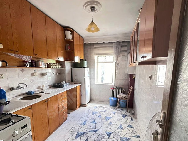 REMAX İLKE'DEN ÇAYKARA CADDESİ'NDE SATILIK KIRACILI  3+1 DAİRE