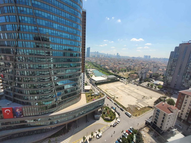 DELUXİA DRAGOS BALKONLU 1+1 73M2 19.KAT KISMI DENİZ MANZARALI