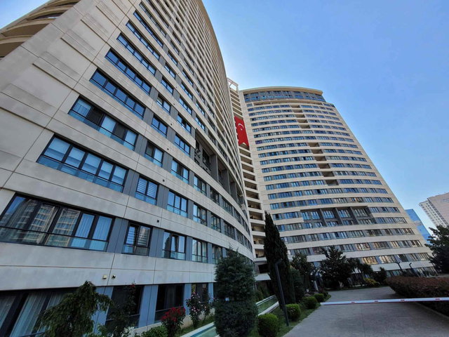 DELUXİA DRAGOS BALKONLU 1+1 73M2 19.KAT KISMI DENİZ MANZARALI