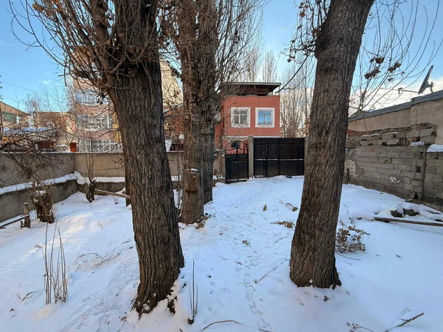 REMAX ARTIS'DEN ILICA'DA SATILIK BAHÇELI MÜSTAKIL EV