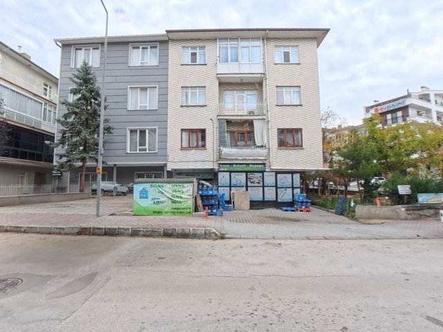 BAHÇELİEVLER EMEK MAHALLESİNDE SATILIK 3+1 DAİRE