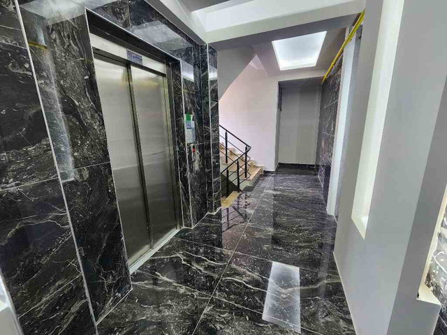 HEM OFİS HEM YAŞAM ALANI! PRESTİJLİ KONUMDA 1+1 DAİRE