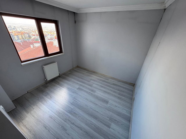 ÇANKAYA ÖVEÇLER'DE SÜPER LOKASYON LÜX YAPILI SATILIK 4+1 DAİRE