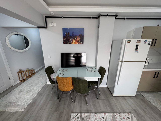ÇUBUK YILDIRIM BEYAZIT MH. SIFIR BİNADA 1+1 EŞYALI KİRALIK DAİRE