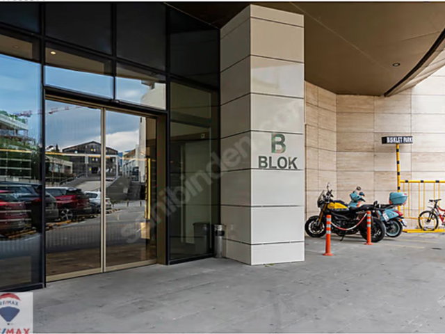 REMAX LEON SURYAPI MARKA B BLOKTA KIRALIK KÖŞE 1+1 DAIRE