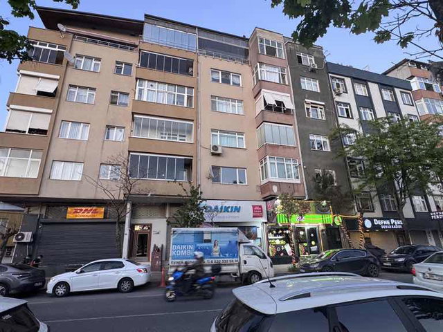 KAĞITHANE NURTEPE OSMANPAŞA CADDESİ METROYA 2 DAKİKA MANZARALI DUBLEKS