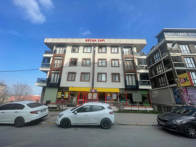 YAKUPLU'DA E-5'E YAKIN MERKEZİ KONUMDA ÇİFT GİRİŞLİ DUBLEKS DAİRE