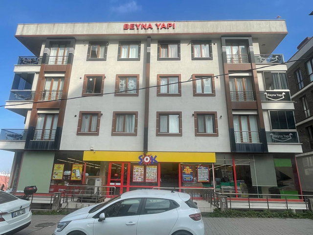 YAKUPLU'DA E-5'E YAKIN MERKEZİ KONUMDA ÇİFT GİRİŞLİ DUBLEKS DAİRE