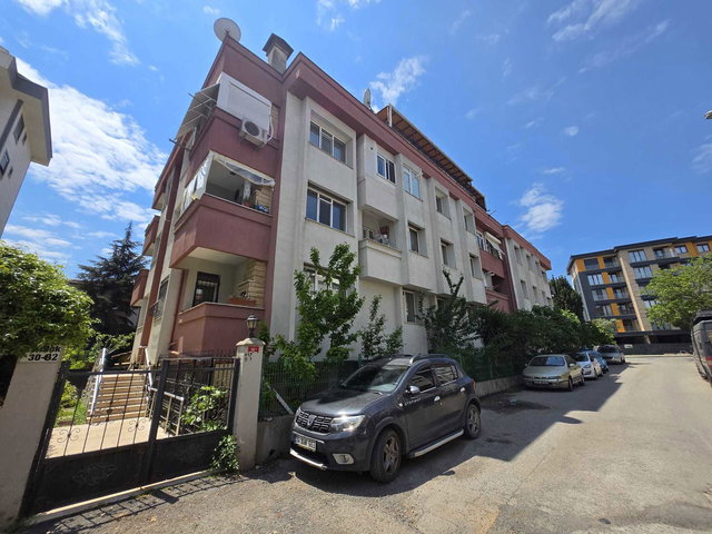 TUZLA POSTANE DE SAHİL DİBİNDE EŞYALI KİRALIK BAHÇE DUBLEX DAİRE