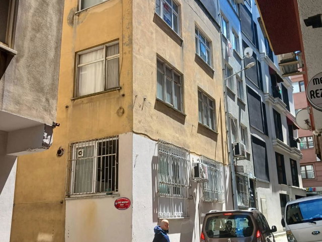 ORTAHISAR KEMERKAYA"DA SATILIK 2+1 DAİRE