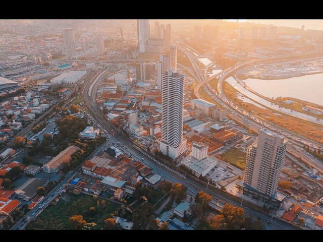 İNCI SMRYNA'DA PANORAMIK DENIZ MANZARALI SATILIK 1+1 DAIRE