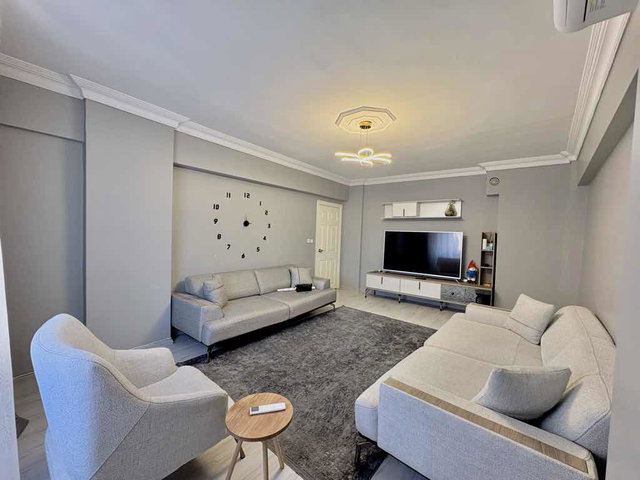 GAZIOSMANPAŞA ÇIFT DAIRE ALT ÜST AYRI GİRİŞ 2+1-2+1 200M2