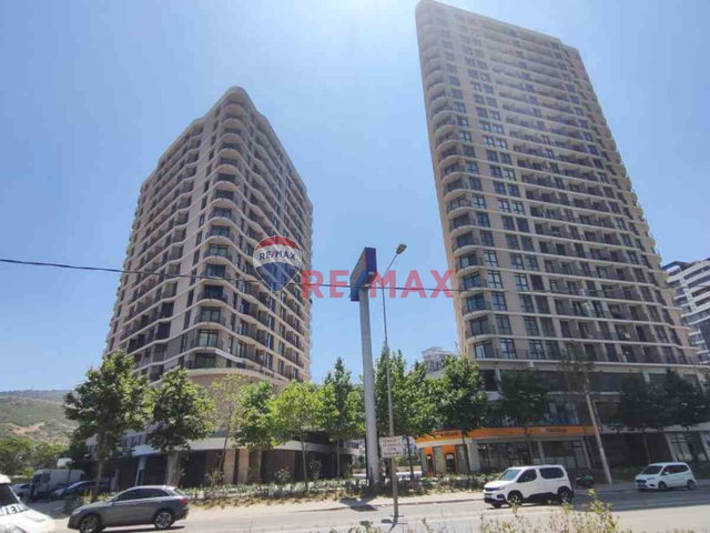 BORNOVA MODDA BULVAR'DA SATILIK 1+1 DAİRE