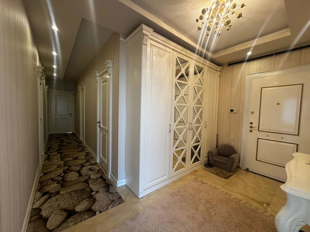 REMAX PALM'DEN NİNOVA CİTY SİTESİ'NDE HAVUZLU 4+1 SATILIK DAİRE