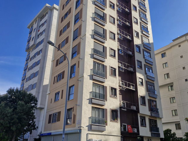 KIZILTOPRAK SATILIK 2+1 YENİ BİNA GİYİNME ODALI