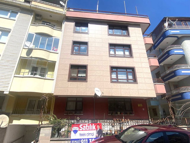 YENIMAHALLE YUNUS EMRE MAHALLESI YATIRIMLIK SATILIK  1+0 DAIRE