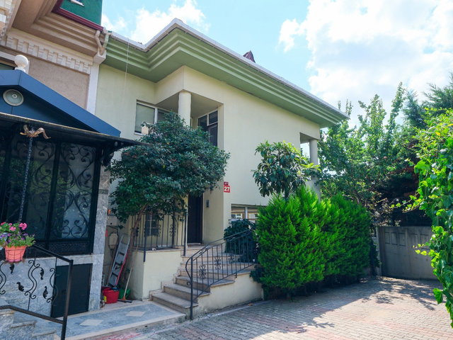 PENDİK YENİŞEHİR MAVİ MARMARA VİLLALARINDA 5+2 500 M² 4 KATLI LÜKS KİRALIK VİLLA