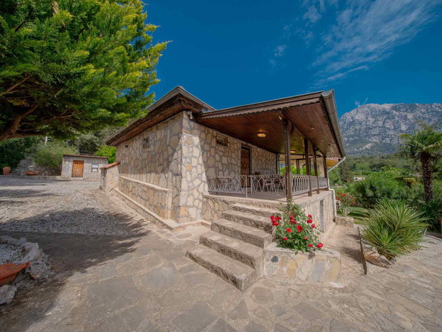 KEMER BEYCİK MÜSTAKİL SATILIK VİLLA