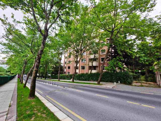 BAHÇEŞEHİR GÖLETE YÜRÜME MESAFESİNDE 3+1 DAİRE