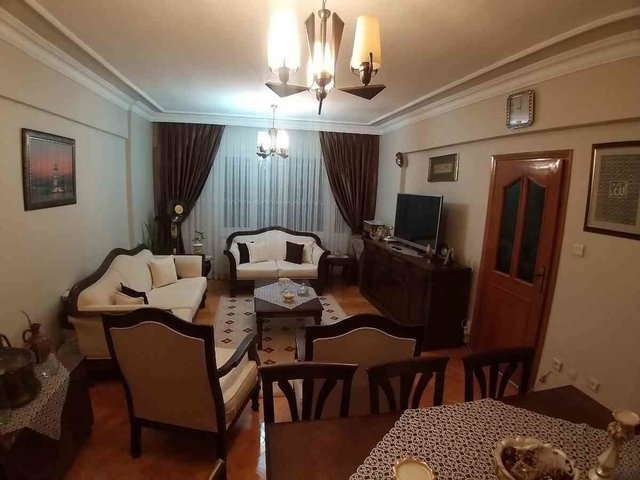 KARTAL – UĞUR MUMCU' DA SİTE İÇERİSİNDE 3+1 DAİRE