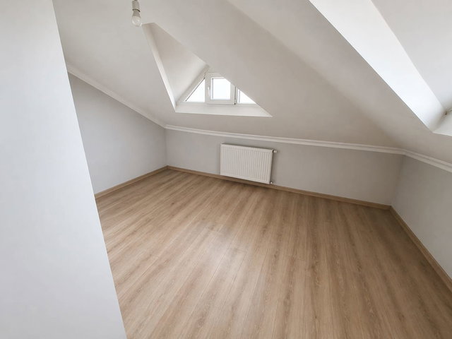 İÇERENKÖY'DE FERAH 2+1 SATILIK DUBLEKS DAİRE