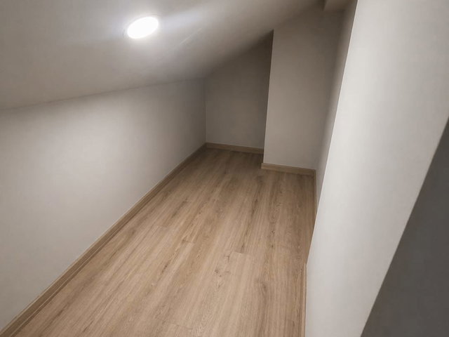 İÇERENKÖY'DE FERAH 2+1 SATILIK DUBLEKS DAİRE