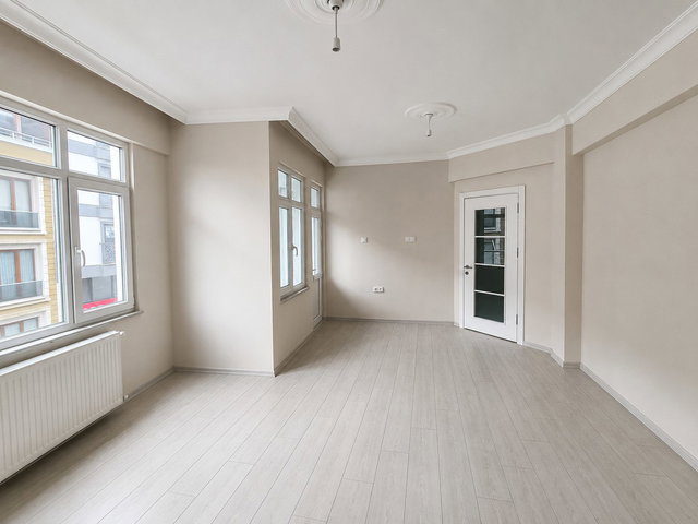 DARICA'NIN MERKEZİ KONUMUNDA TUZLA CD. ARA KAT 2+1 KİRALIK DAİRE