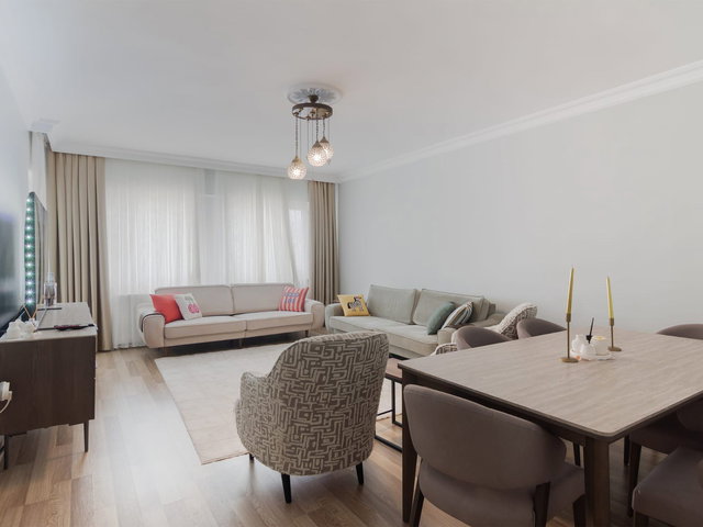 BAĞLICA' NIN MERKEZ NOKTASINDA ARA KAT SATILIK 4+1 DAIRE