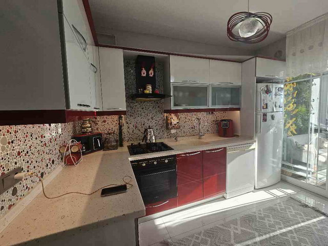 ULUGAZİ TOKİ DE İÇİ YAPILI 3+1 SATILIK DAİRE