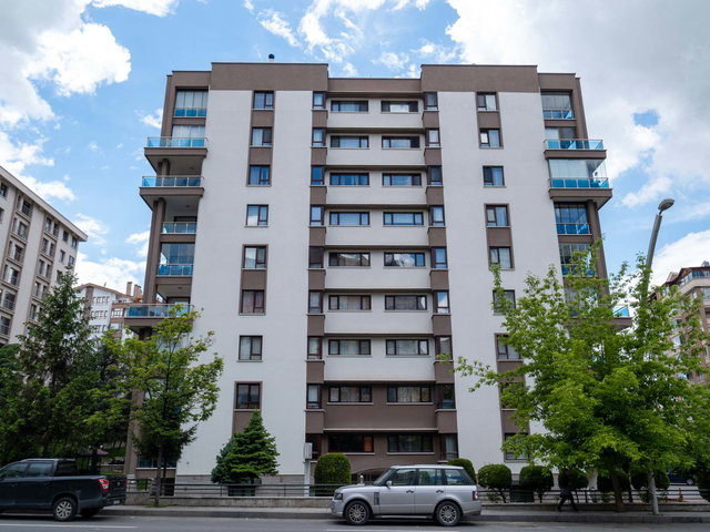 ÇUKURAMBAR EN MERKEZI NOKTADA 3+1 | NEZIH APARTMANDA | 160M² KİRALIK