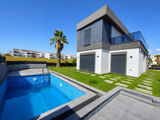DIDIM’DE KÖŞE KONUMDA TAM MÜSTAKIL ULTRA LÜKS VILLA