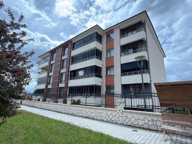 REMAX DEM'DEN DEMİRKENT'TE LÜKS 3,5+1 170M2 SATILIK DAİRE