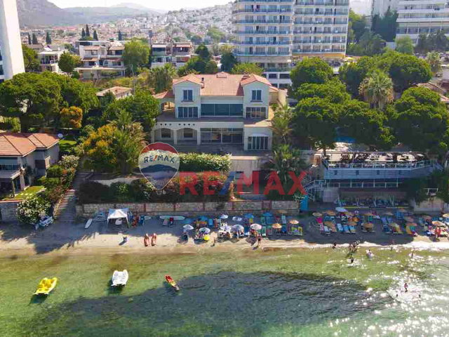 KUŞADASI NDA DENİZE SIFIR SATILIK MALİKANE VE BUTİK OTEL PROJELİ