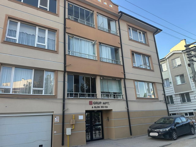 OSMANGAZİ MAHALLESİNDE SATILIK 3+1 KULLANIŞLI DAİRE