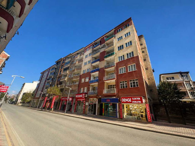 CENGİZ TOPEL ANA CADDE ÜZERİ 3+1 ARA KAT DAİRE