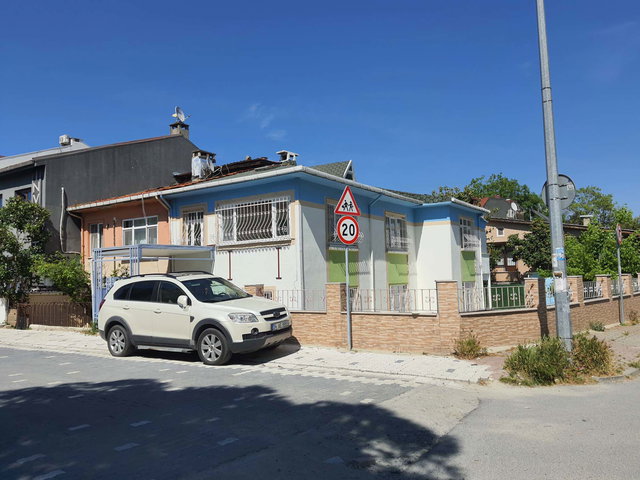 BAKIRKÖY KARTALTEPE’DE 305 M² ARSA İÇINDE SATILIK MÜSTAKIL BINA