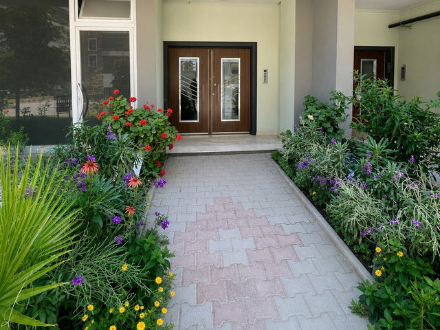 SEYREK’TE ÜNIVERSITE YAKINI ÇIFT CEPHE 2+1 KIRALIK DAIRE