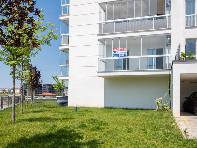 RE/MAX ADVANTAGE'DAN SHU 09 BALKAN'DA NILÜFERIUM AVM CEPHELI KÖŞE DAIRE