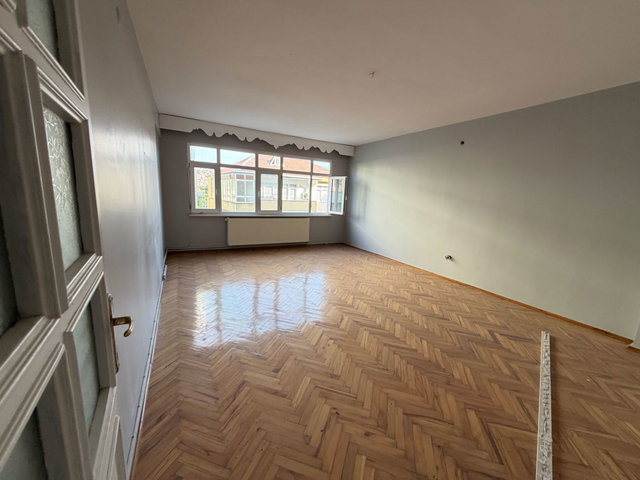ÜSKÜDARDA BOĞAZ VE KÖPRÜ MANZARALI 3+1 DAİRE