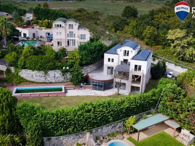 USKUMRUKÖY SUNSET PARK'TA | 2 DÖNÜM ÖZEL ARSA İÇİNDE | ORMANA KOMŞU A TİPİ VİLLA