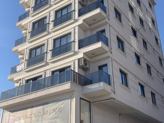 PENDIK KAYNARCA SAHIL YOLU ÜZERI KIRALIK 2+1