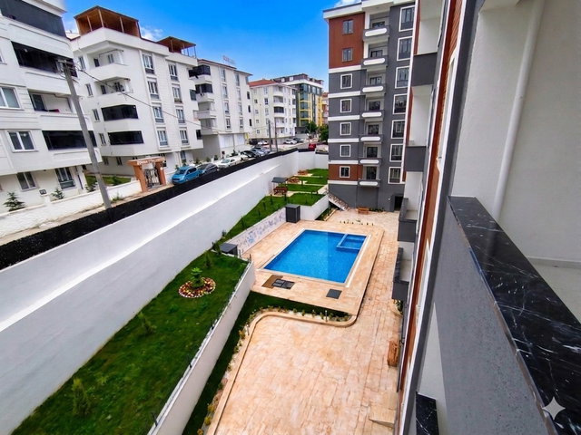 REMAXLAND'DEN İSTASYON MAH. HAVUZLU SİTE İÇERİSİNDE 2+1 KİRALIK SIFIR DAİRE ( 96 M² )