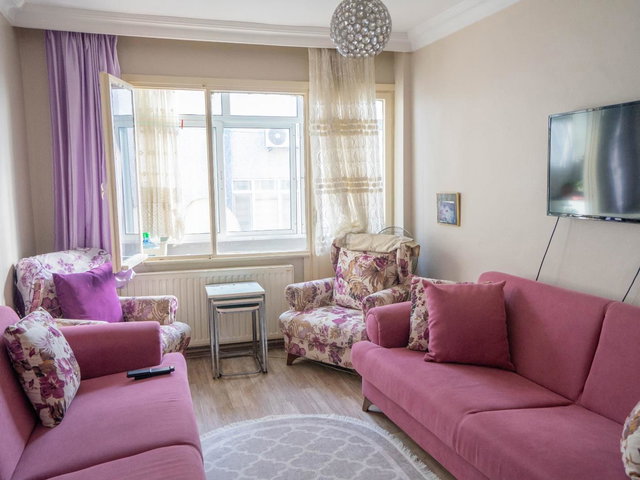 ŞİŞLİ FERİKÖY'DE TOPLU TAŞIMAYA BOMONTİ'YE YAKIN SATILIK 2+1 ARA KAT DAİRE