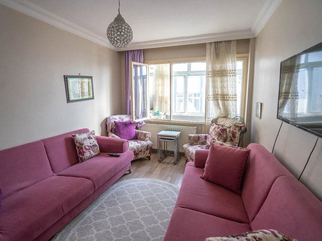 ŞİŞLİ FERİKÖY'DE TOPLU TAŞIMAYA BOMONTİ'YE YAKIN SATILIK 2+1 ARA KAT DAİRE
