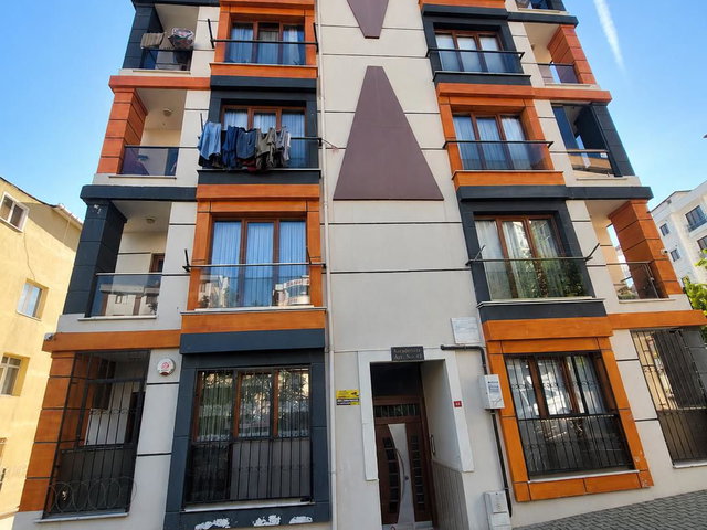 KARTAL CUMHURİYET MAHALLESİ 2+1 SATILIK DAİRE
