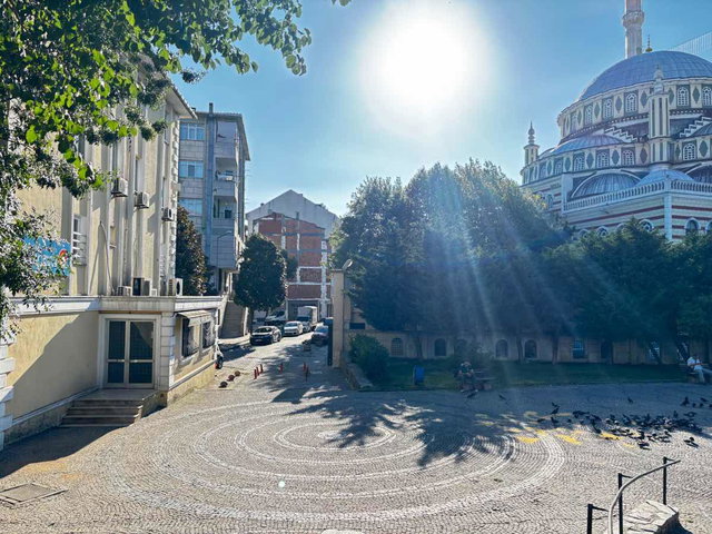 BAHÇELIEVLER-ŞIRINEVLER'DE 4+1 SATILIK DAIRE