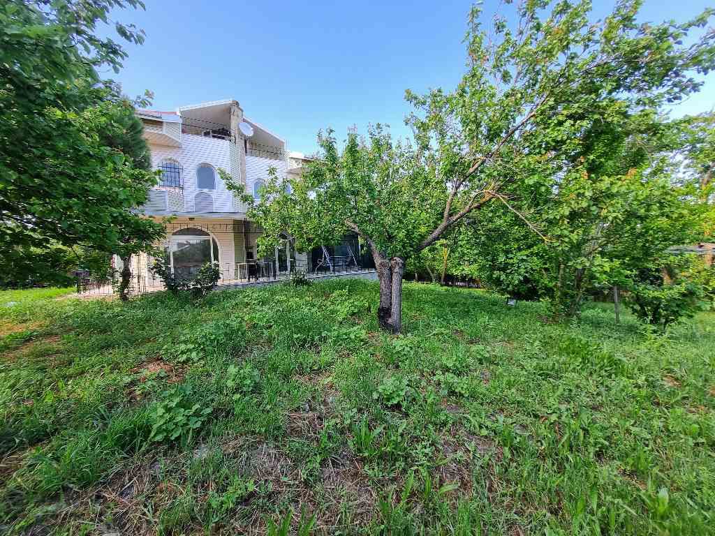 ÇATALCA İZZETTİNDE 1900 M2 BAHÇE KULLANIMLI VİLLA