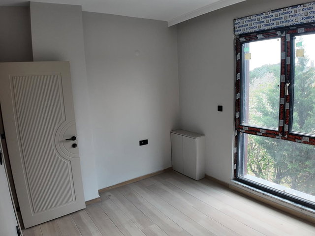 RE/MAX LAND'DEN AMBARDERE'DE SİTE İÇİNDE MÜSTAKİL 6+2 VİLLA